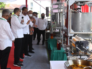 Mengenal Minyak Makan Merah Solusi untuk Minyak Goreng Biasa. Harga Lebih Murah!