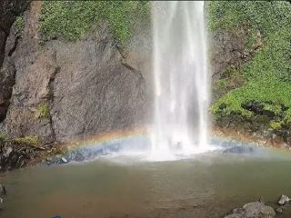 Curug Cimahi: Wisata Alam Air Terjun Setinggi 87 Meter dengan Bias Warna Pelangi