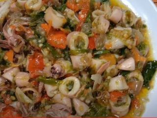 Resep Sambal Bawang Cumi Asin, Sajian Praktis Ala Rumahan