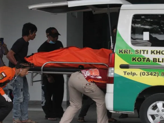 Tragedi Kanjuruhan, 127 Korban Meninggal Akibat Kerusuhan Suporter di Malang, Termasuk Dua Personil Polisi