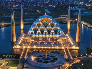 Masjid Raya Al Jabbar Diresmikan dan Menjadi Ikon Baru Jawa Barat di Kota Bandung