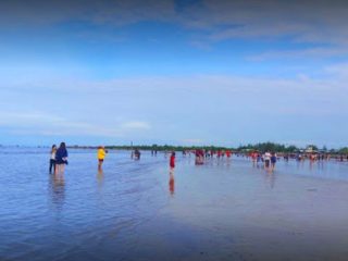 Pantai Selat Baru Bengkalis, Salah Satu Destinasi Wisata Paling Populer untuk Liburan di Riau