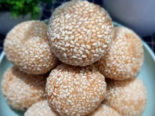 Resep Onde Onde Kacang Hijau Super Kenyal Anti Kempes, Rasanya Lembut dan Legit Banget Loh!
