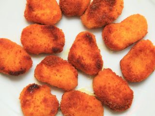 Tanpa Dihancurkan, Berikut Resep Nugget Pisang Sederhana yang Paling Simpel dan Gampang Dikreasikan!