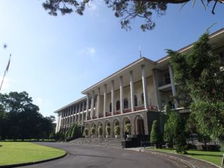 Top 10, Cek Daftar PTN Terbaik di Indonesia Versi QS WUR Tahun 2023. UGM, UI, ITB Peringkat Berapa?