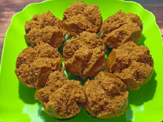 Ada Stok Pisang? Coba Olah dengan Resep Bolu Kukus Pisang yang Moist Banget. Cukup 1 Telur dan No Mixer!