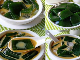 IDE JUALAN yang Menguntungkan ES CINCAU JELLY Pandan Mudah Dibuat Dan Juga Ekonomis