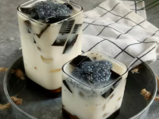 Resep Es Cincau Cha Bang Ang, Minuman Segar Thailand Cita Rasa Indonesia. Cocok Dijadikan Takjil Buka Puasa