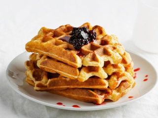 Resep Kue Wafel Anti Gagal Super Empuk ala Rumahan: Punya Tekstur Renyah di Luar, Lembut saat Digigit
