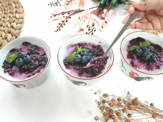 Inspirasi Kreasi Puding Praktis, Resep Puding Blueberry, Bisa Jadi Ide Jualan Takjil di Bulan Puasa   