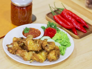 Inspirasi Menu Berbuka Super Enak, Resep Ayam Goreng Kukus Marinasi Sambal Terasi Tumis, Wajib Coba di Rumah