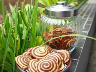 Resep Kue Kuping Gajah Renyah, Empuk, Mudah dan Anti Gagal. Cocok Untuk Isi Toples Suguhan Lebaran