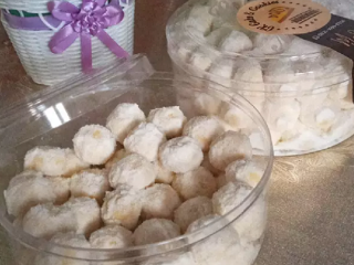 Resep Kue Putri Salju Lembut dan Renyah: Suguhan Lebaran yang Lumer di Mulut