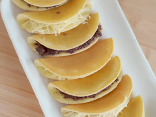 Inspirasi Hidangan Manis Lebaran: Resep Martabak Lipat Gak Pake Ribet, Bahan Ekonomis Dijamin Enak Banget