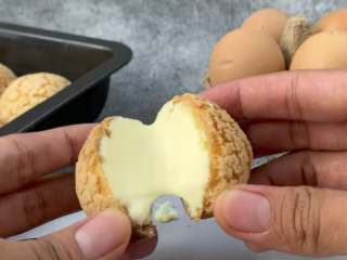 Resep Kue Sus Renyah Creamy, Cuma Pakai 4 Bahan Aja, Bikinnya Super Gampang, Wajib Bikin