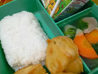 Resep Bekal Anak TK: Tahu Selimut dan Sop Bakso Sayuran. Lezat dan Bergizi untuk Buah Hati Tercinta!
