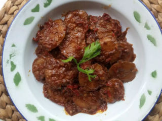 Ternyata Ini Resep Semur Jengkol Pedas. Kenikmatan Pedasnya Menggugah Selera!