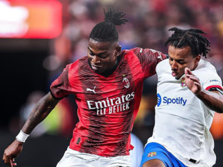 Hasil Laga Pramusim: AC Milan vs Barcelona - I Rossoneri Telan Kekalahan dengan Skor Tipis