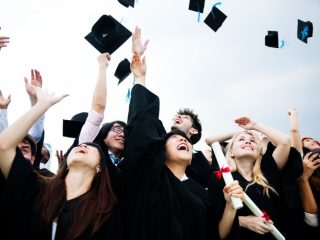 Kuliah Gratis plus Uang Saku Besar, Ini Daftar Kampus Luar Negeri yang Tawarkan Beasiswa S1 sampai S3