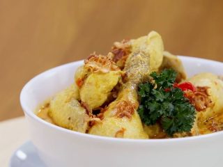 Resep Kari Ayam Spesial untuk Sajian Keluarga yang Istimewa, Masaknya Cukup Pakai Bahan ini Aja! 