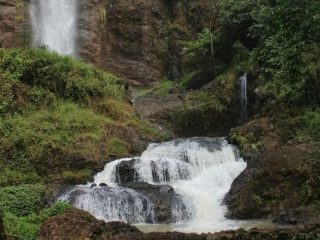 Menjelajahi Indahnya Curug Cinangrang, Tempat Wisata di Subang yang Cocok buat Healing