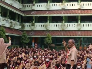 Berikut yang merupakan hal-hal unik yang dimiliki sekolah atau yang disebut karakteristik satuan pendidikan