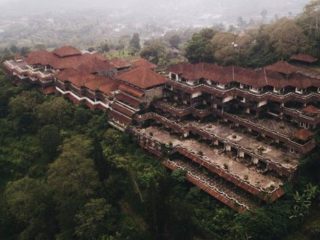 Inilah 5 Hotel di Indonesia yang Terkenal Angker dan Menyeramkan, Nomor 3 Dijuluki Istana Hantu