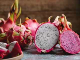 Manfaat Buah Naga Merah Bagi Kesehatan, Mengungkap Khasiat Luar Biasa dari Buah Segar yang Menyehatkan!