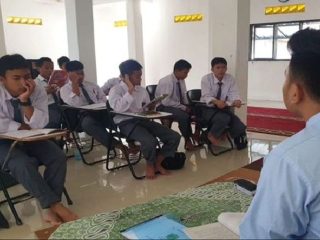 Jawaban Bagaimana Sejarah Terbentuknya Konstitusi Indonesia?