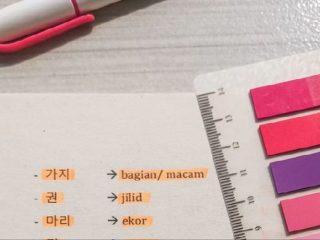 Pembahasan Kunci Jawaban Seni Budaya Kelas 9 Halaman 58 59: Nama Grup Vokal dan Lagunya