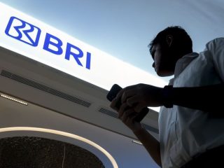 Analis Rekomendasikan Investasi Saham BBRI Menyusul Kinerja Keuangan BRI yang Cemerlang. Buy atau Hold!