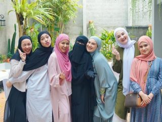 Kata Ummi Pipik tentang Irish yang Gugat Cerai Ammar Zoni Usai Tertangkap Narkoba