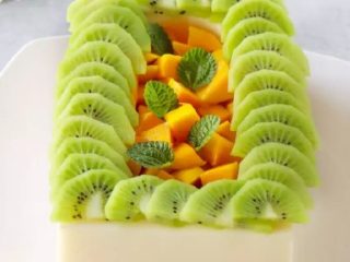 Mau yang Segar-Segar di Siang Hari? Bisa Coba Resep Puding Susu Toping Buah Mangga Manis dan Segar