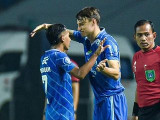 Hasil Liga 1 Pekan 21: Persib Bandung vs PSM Makassar - Laga Berakhir Imbang dengan Skor 0-0