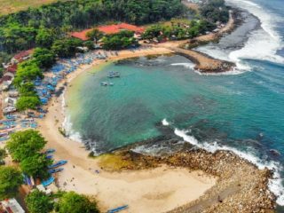 Menikmati Keindahan Pantai Ranca Buaya Garut. Ini Rute, Harga Tiket dan Pesona yang Dimilikinya