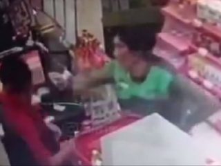 Viral Driver Ojol Tampar Kasir Minimarket, Ternyata Begini Kronologinya