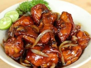Nggak Nyangka Bikinnya Mudah, Resep Ayam Kecap Pedas Manis Istimewa yang Rasanya Dijamin Nagih!