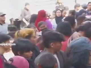 KPU Depok Mulai Penyortiran dan Pelipatan Surat Suara Pemilu 2024, Netizen Soroti Pekerjanya Dapat Upah Segini