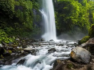 Air Terjun Sendang Gile, Tempat Wisata di Lombok yang Sajikan Pesona Alam Menawan
