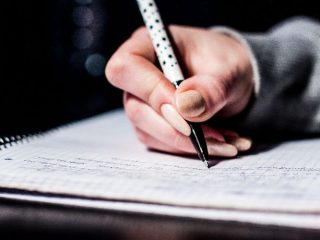JAWABAN Cerita Reflektif Modul 4, saat mempelajari materi ini, saya menyadari satu hal baru yaitu ...