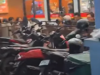 4 Fakta Viralnya Video Aa Gym Menegur Remaja yang Nongkrong Larut Malam di Mini Market: Dari Keresahannya hingga Disegelnya Minimarket oleh Satpol PP