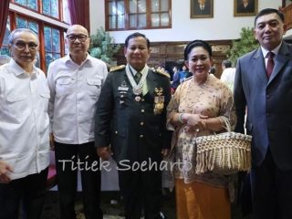 Prabowo Dapat Kenaikan Pangkat Jenderal Kehormatan Bintang Empat, Titik Soeharto: "You Deserve It General"