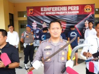 Polresta Bandung Berhasil Bekuk Pelaku Pembacokan di Cicalengka Bandung Kurang dari 24 Jam