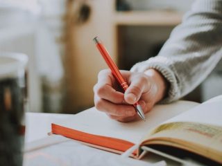 Capaian pembelajaran dibuat untuk rentang waktu - Post Test Modul 2
