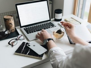 Kunci Jawaban melalui fitur ini, Guru dapat membuat soal dengan sangat cepat. Fitur ini memungkinkan guru megambil dan memodifikasi soal dari quiz