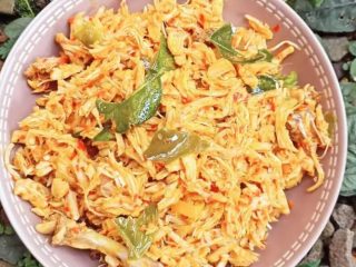 Resep Ayam Suwir Daun Jeruk yang Gurih dan Wangi: Sajian Lezat untuk Keluarga dan Acara Spesial dengan Langkah Mudah