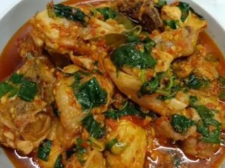 "Mudah dan Lezat! Resep Ayam Woku Khas Manado yang Gurih dan Pedas, Rasanya Dijamin Bikin Nagih!