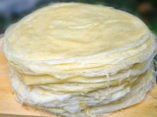 Anti Sobek dan Lengket, Ini Resep Kulit Risoles Anti Gagal yang Harus Dicoba!