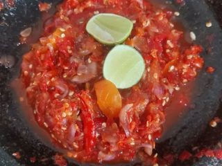 Bikin Nagih! Ini Resep Sambal Tomat Lalapan Lezat dan Mudah Dibuat, Cocok untuk Makan Bersama Keluarga dan Teman