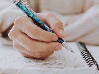 Kunci Jawaban alasan utama mengapa sekolah perlu melakukan adaptasi terhadap kurikulum dari pemerintah adalah ….